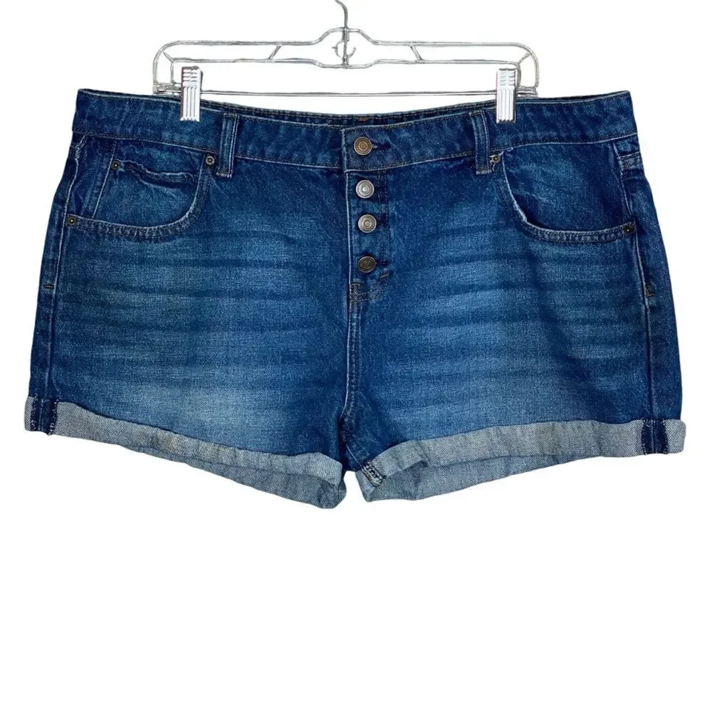 No Boundaries Rolled Hem Denim Shorts Button Fly Juniors Size 19 5 Pocket Design
